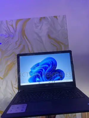 New Laptop Dell 6GB Intel Core i3 HDD 1T