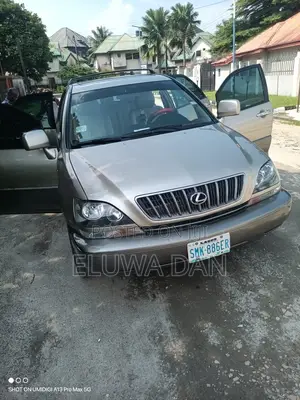 Lexus RX 2001 Gold