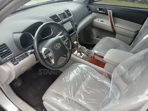 Toyota Highlander 2014 Silver