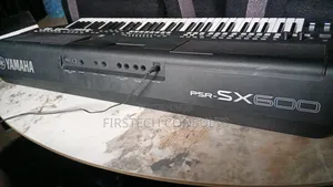 Yamaha PSR Sx600