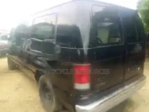 Ford Transit 1999 Black