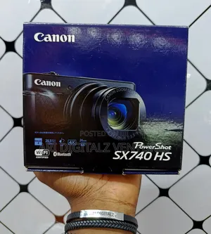 Canon Sx740