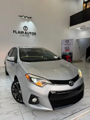 Toyota Corolla 2015 Silver