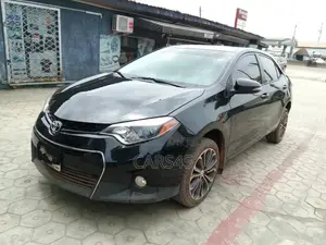 Toyota Corolla 2016 Black
