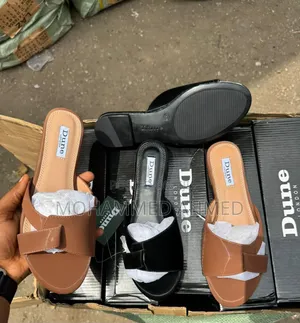 Ladies Shoe
