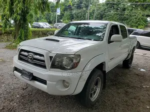 Toyota Tacoma 2009 White