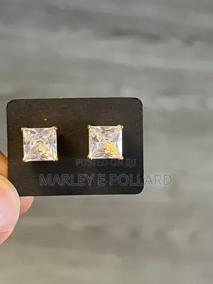 18kt Gold Magnetic Non Piercing Earrings