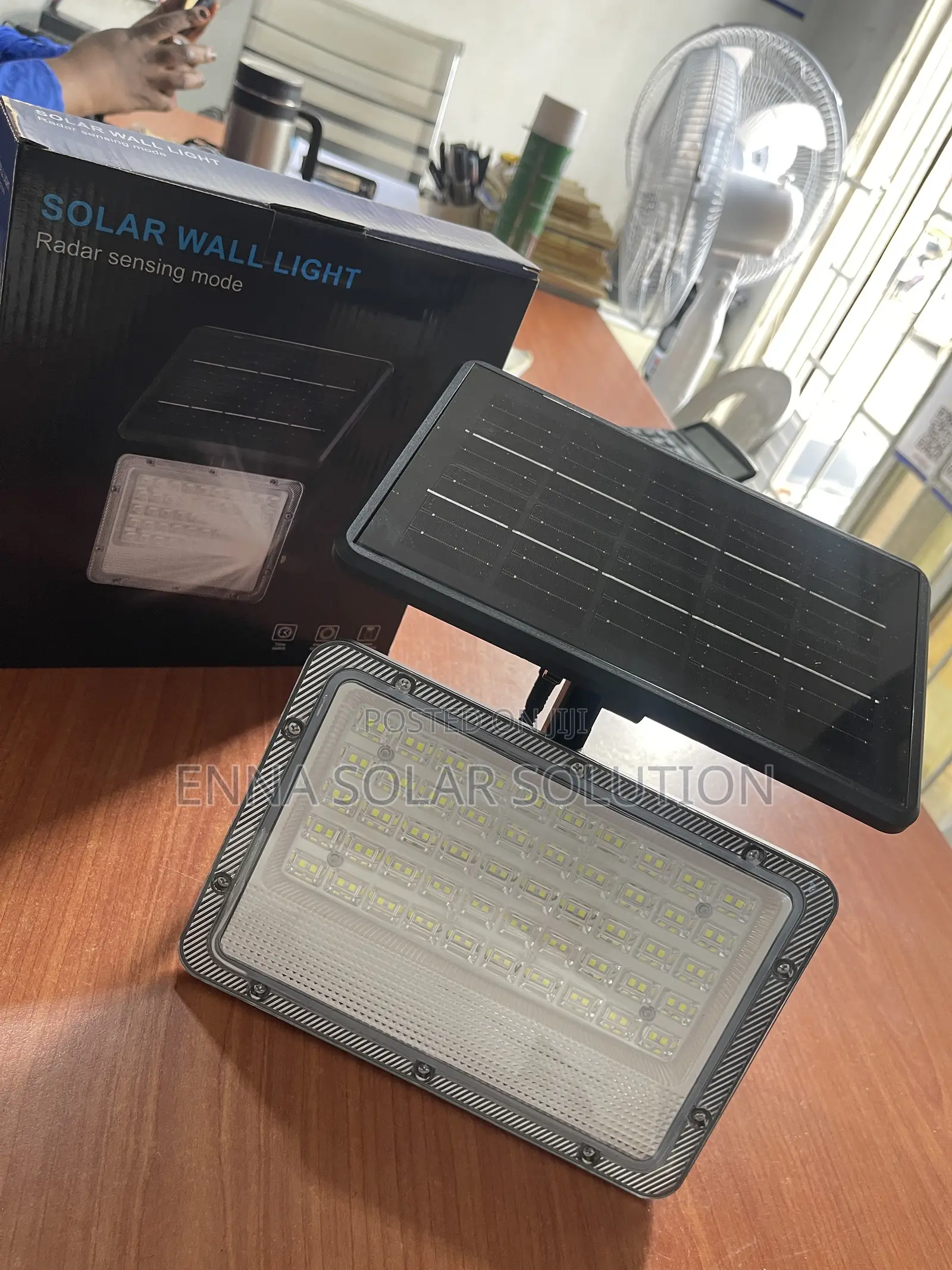 Solar Wall Light