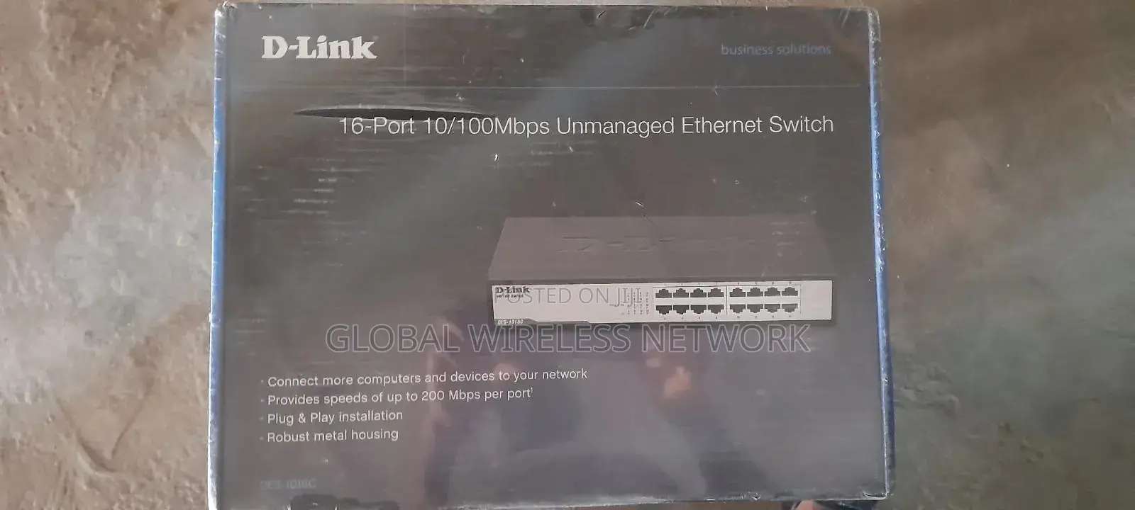 D-Link 16-Port 10/100 MBPS Unmanaged Ethernet Switch (Model DES-1016D)