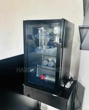 Hisense Mini Chiller Refrigerator