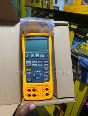 Fluke 726 Precision Multifunction Process Calibrator.