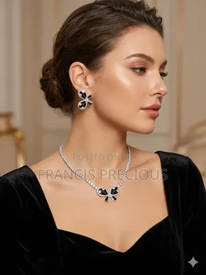 Female Necklace