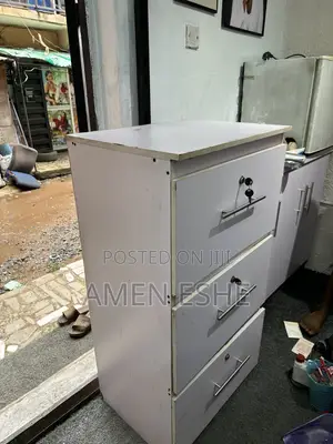 Neatly Used Wooden Cupboard/Cabinet for Sale