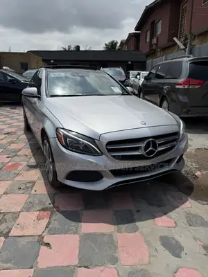 Mercedes-Benz C300 Luxury 4matic Sedan AWD (2.0L 4cyl 7A) 2017 Silver