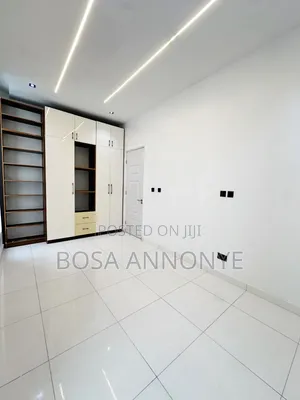 4bdrm Duplex in Ikota for sale