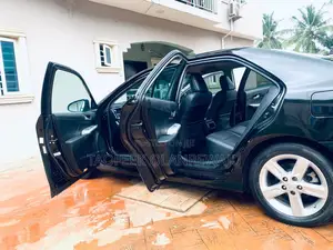 Toyota Camry SE 4dr Sedan (2.5L 4cyl 6A) 2012 Black