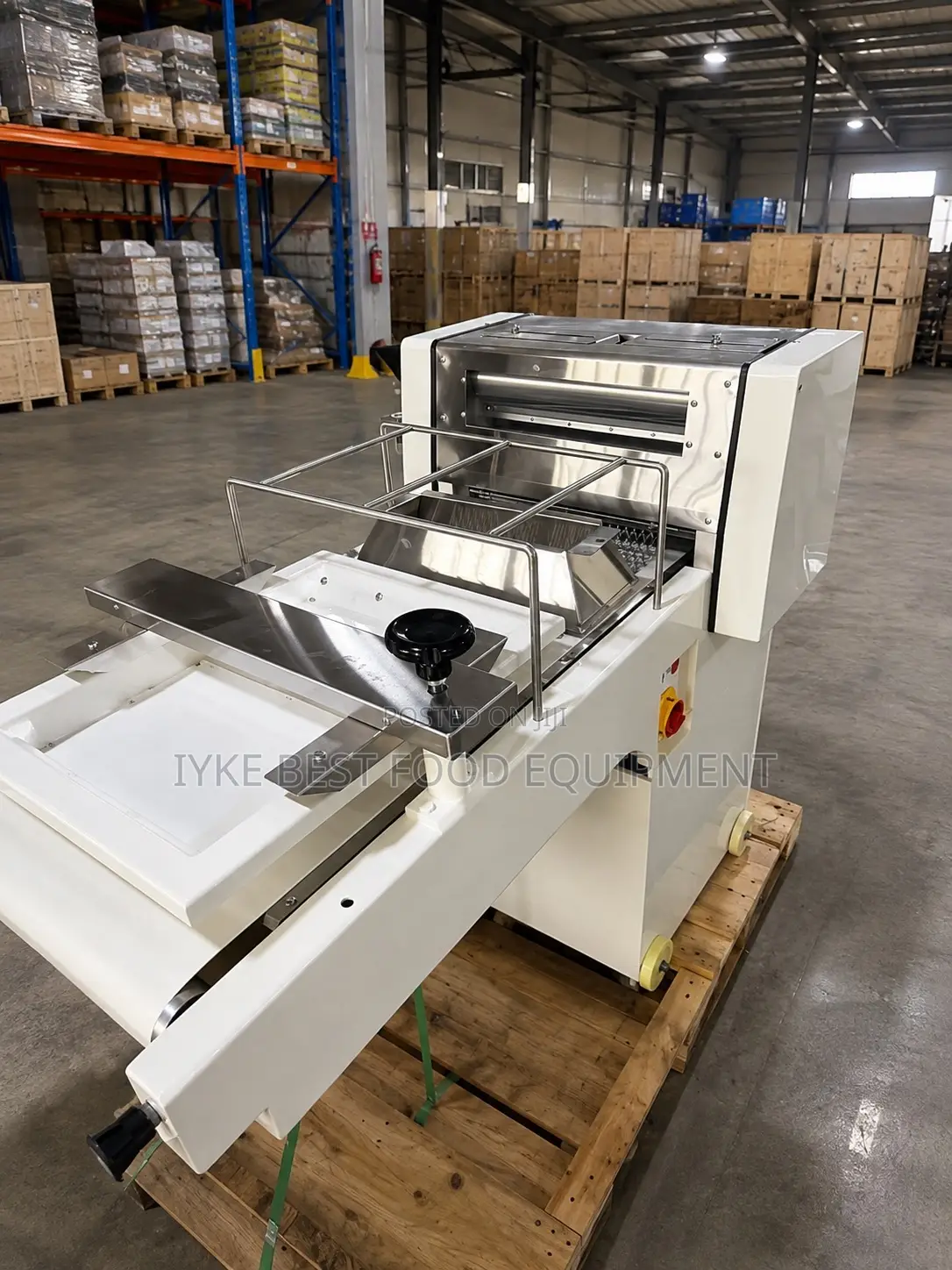Dough Moulder