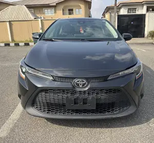 Toyota Corolla LE 2021 Black