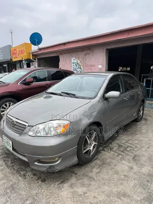 Toyota Corolla LE 2005 Gray