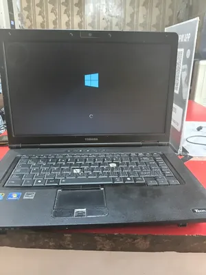 Laptop Toshiba 4GB Intel HDD 128GB