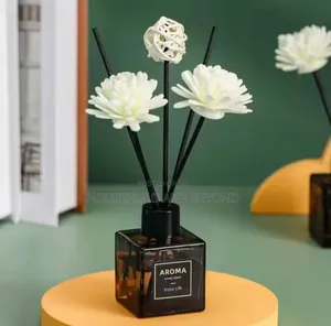 Decorative Floral Reed Diffuser Set – Home Fragrance Air Freshener