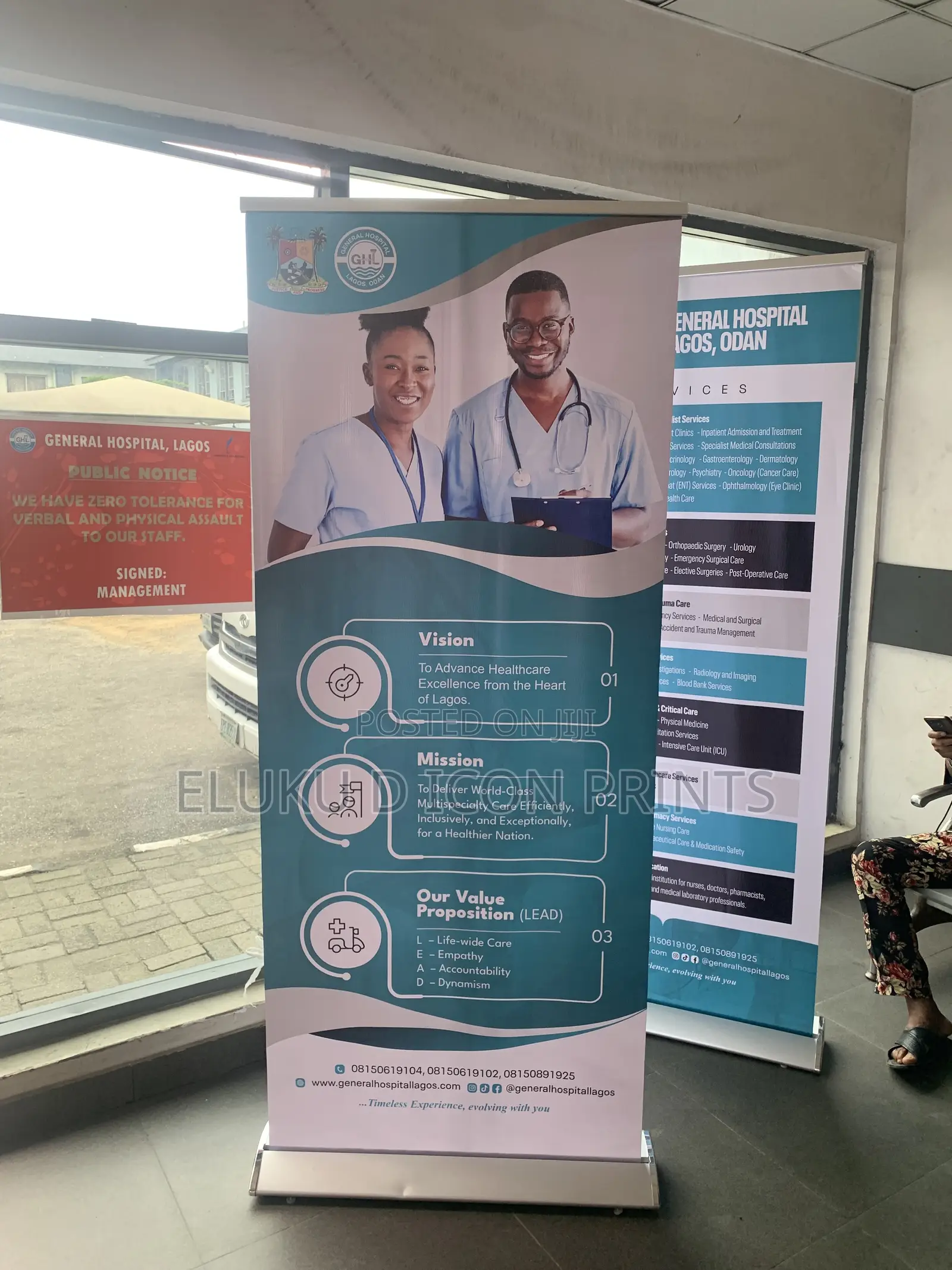 Roll Up Banner