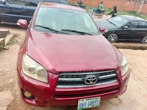 Toyota RAV4 2008 Red