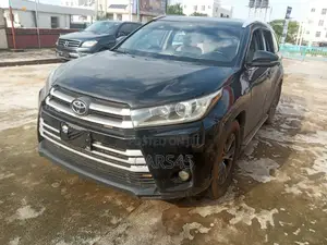 Toyota Highlander 2015 Black