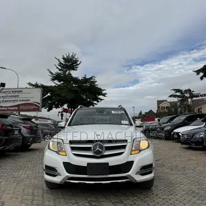 Mercedes-Benz GLK-Class 350 2014 White