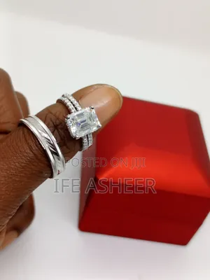 Classic Couples Mossanite Diamond Set of Silver Wedding Ring