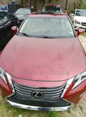 Lexus ES 2015 Red