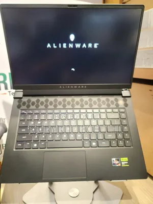 Laptop Dell Allenware M15 R5 16GB AMD Ryzen 7 SSD 1T