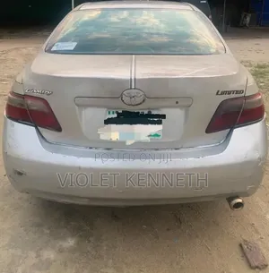 Toyota Camry 2008 Silver