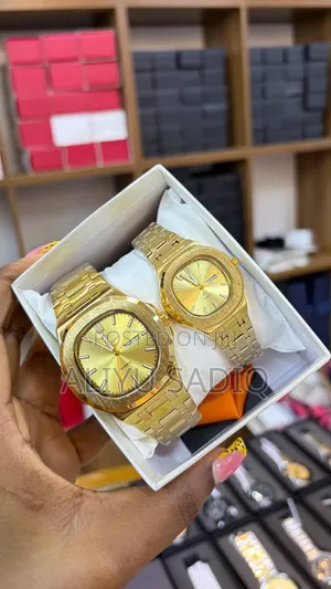 Poedagar Couples Wrist Watch