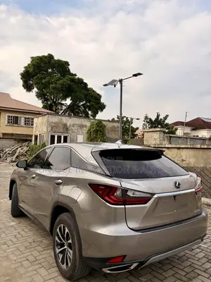 Lexus RX 2021 Gold