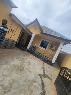Mini Flat in Ayobo for rent