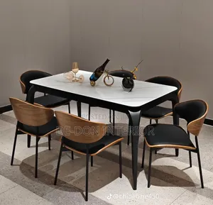 Dinning Table With Six Sitters
