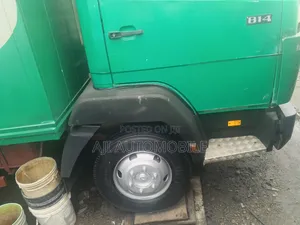 Mercedes Benz 814 Truck