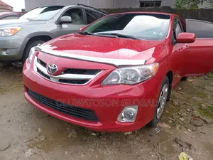 Toyota Corolla LE 4dr Sedan (1.8L 4cyl 4A) 2013 Red