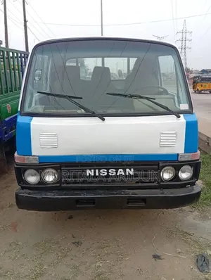 Nissan Cabstar