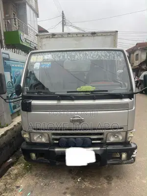 Nissan Cabstar