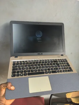 Laptop Asus VivoBook Max X541UA 8GB Intel Core i5 HDD 500GB