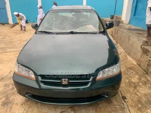 Honda Accord 2000 Green