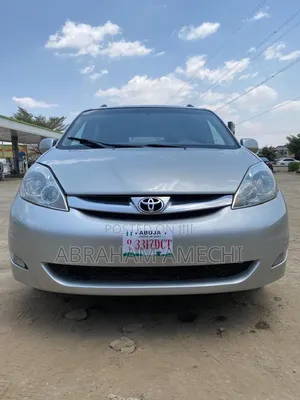Toyota Sienna 2006 Silver