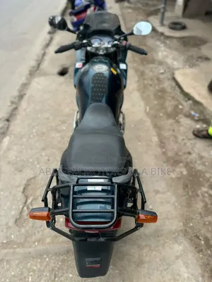 Yamaha 2002 Blue