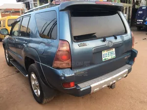 Toyota 4-Runner 2004 Blue