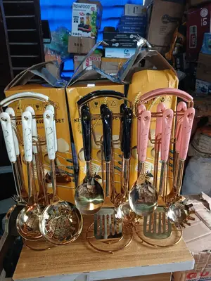 Quality 7pcs Gold Kitchen Tool Set
