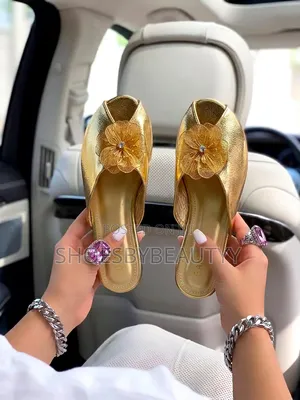Flat Slippers