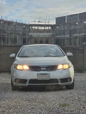 Kia Cerato 2011 Silver
