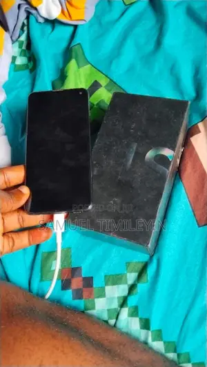 Samsung Galaxy S10e 128 GB Black